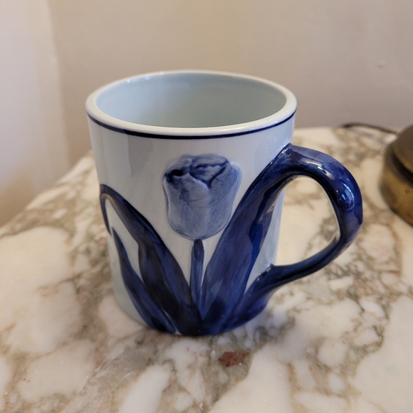 Handpainted Delft's Blauw Flower Mug - Picture 1 of 6